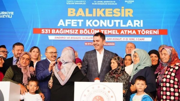 Evler 1 yıl içerisinde teslim edilecek! Bakan Kurum açıkladı